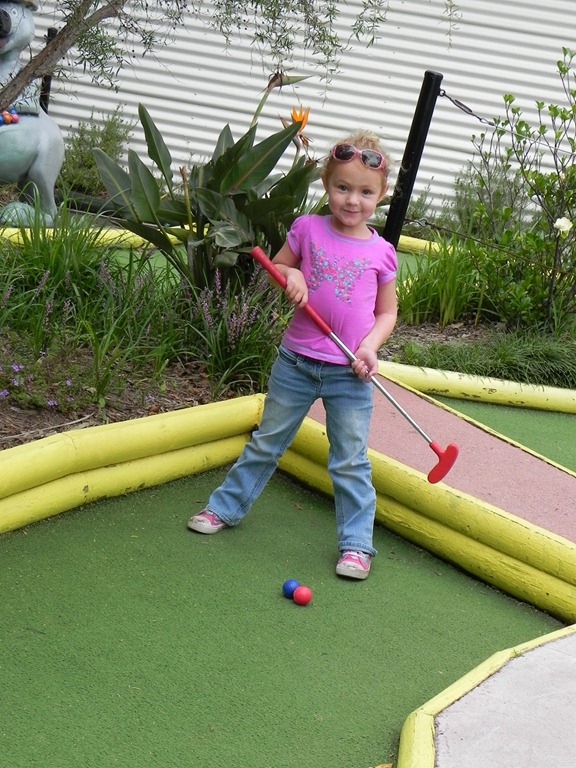 [Mini-Golf-3---Kids-in-the-Park5.jpg]
