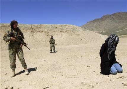 [Elite-female-night-raiders-break-down-barriers-in-Afghanistan%255B1%255D.jpg]