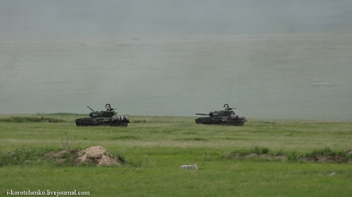 Фотографии военных учений на полигоне "Цугол"