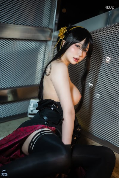 [BLUECAKE] Son Ye-Eun (손예은) Black Rose RED+