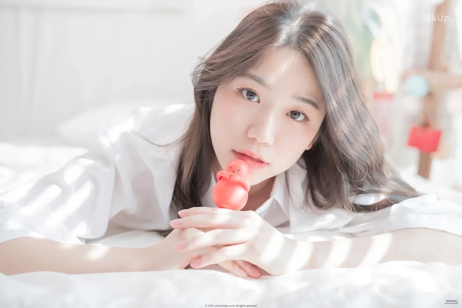 PhotoChips Vol.85 No.1 Hyeseong