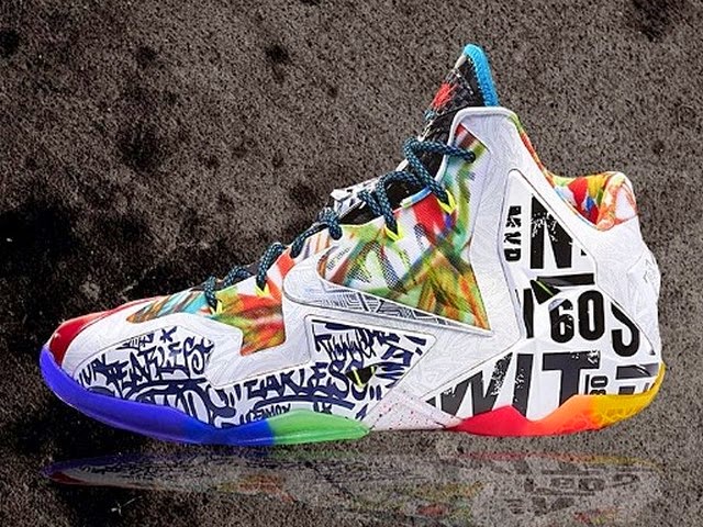 lebron shoes footlocker