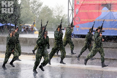 Фотографии с показательных выступлений СОБР и ОМОН в Волгограде