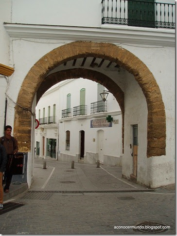 Conil. Puerta de la Villa - P2280757