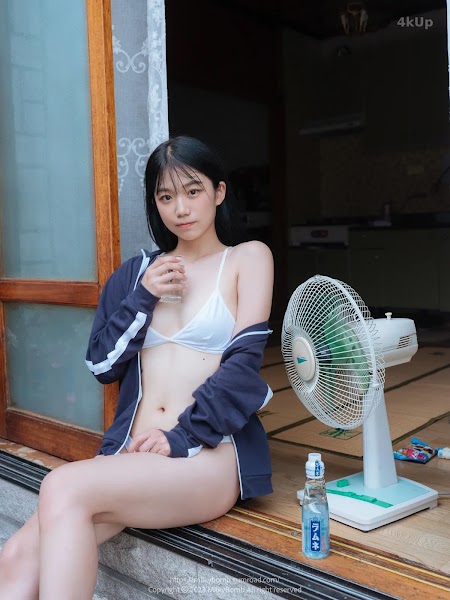 [MilkyBomb] Yui Vol.2 Tracksuit (유이 체육복)
