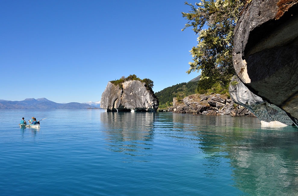 [get-out-and-explore-Marble-wonders-on-Chile-side-of-Lake-General-Carrera%255B4%255D.jpg]