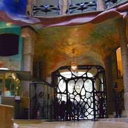 30.- Gaudí. Casa Milá