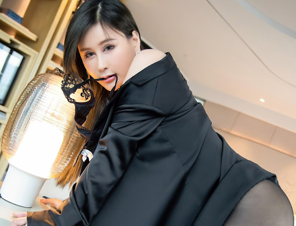 XIUREN No.3806 Yan Lulu (闫璐璐)