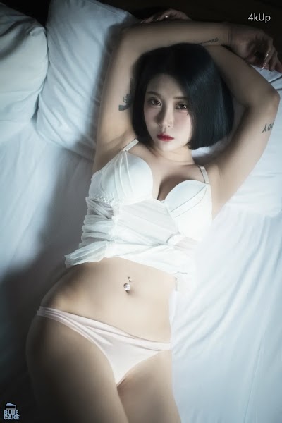 [BLUECAKE] Bomi (보미) SECRET