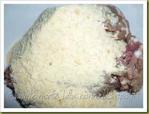 Polpettine finger food con salsina piccante all'aglio e cipolla (1)