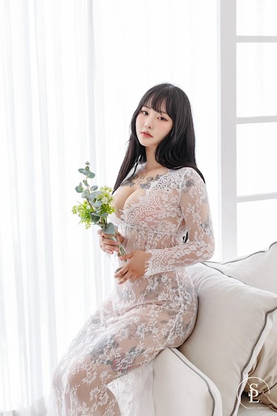 SAINT Photolife – Jeon Bo-Yeon (전보연) Vol.07 Leopard & Red Kimono