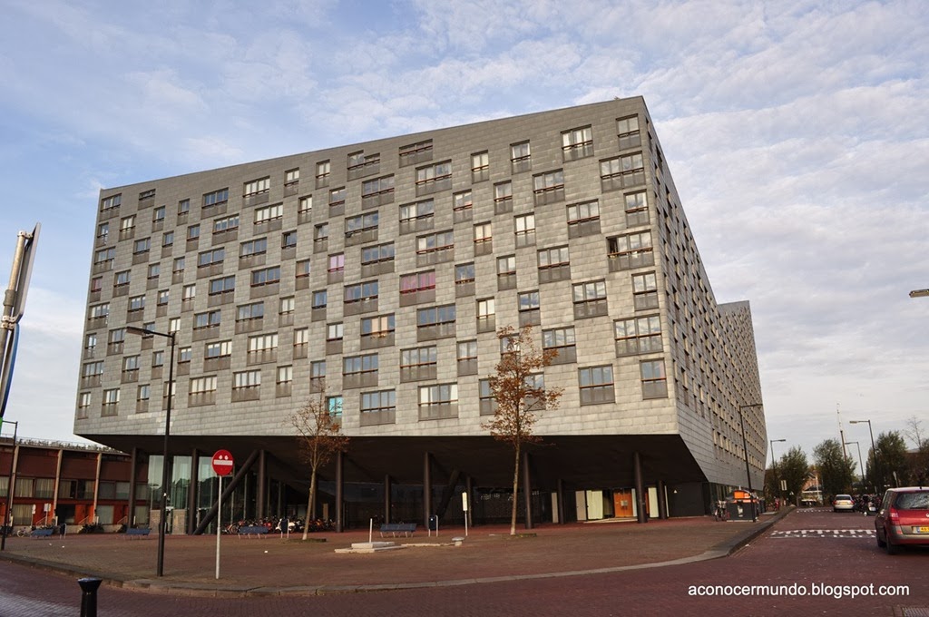 [Amsterdam.-Edificio-The-Whale-la-bal%255B8%255D%255B2%255D.jpg]
