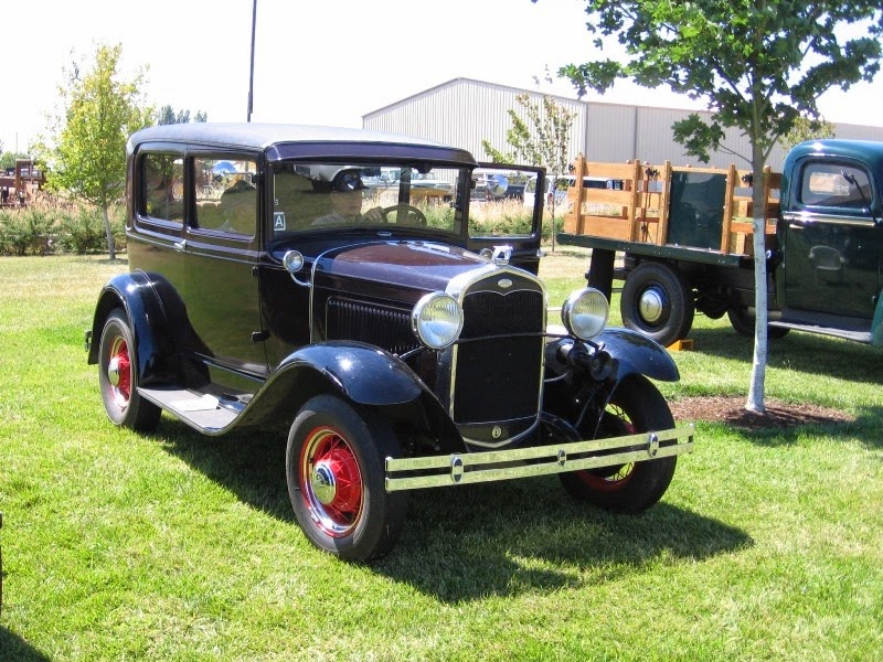 [IMG_2459-1931-Ford-Model-A-Tudor-Sed.jpg]