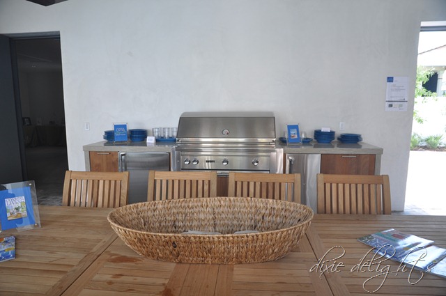 [July%25202012%2520640%255B2%255D.jpg]