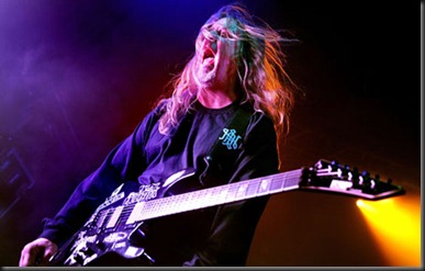 Jeff-Hanneman-of-Slayer-010