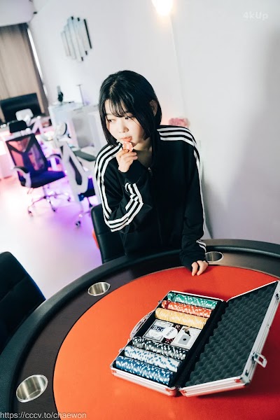 [Loozy] Zia (지아) PC Room With SP (Part A)