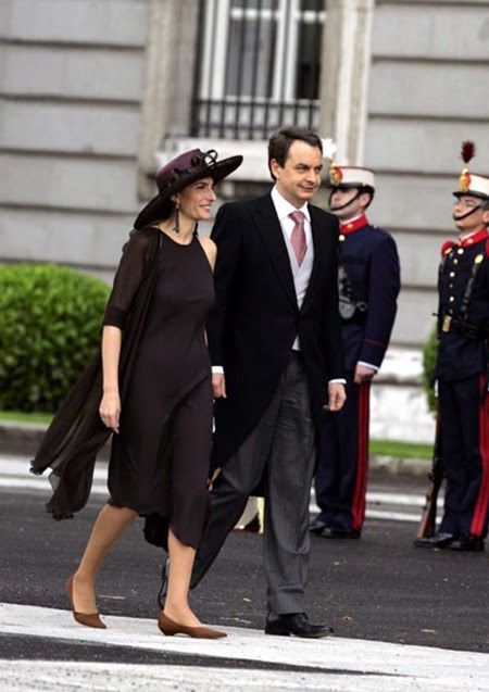 El Presidente del Gobierno José Luis Rodríguez Zapatero llegó al enlace junto a su esposa,