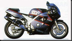 Yamaha FZR400 87