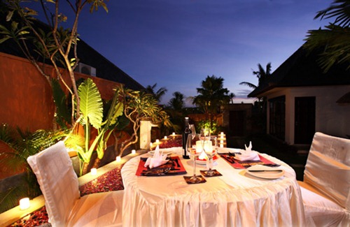 bidadari-luxury-villa-romantic-dinner