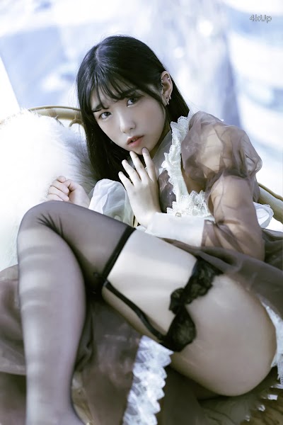 SonSon (손손) Maid’s Gift