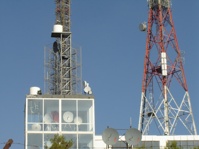 Κέντρο Εκπομπής Υμηττού_2.jpg