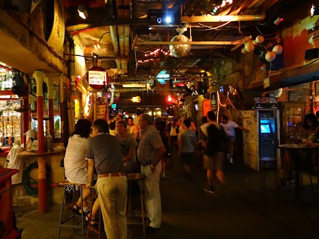 31. Szimpla bar - Budapest.JPG