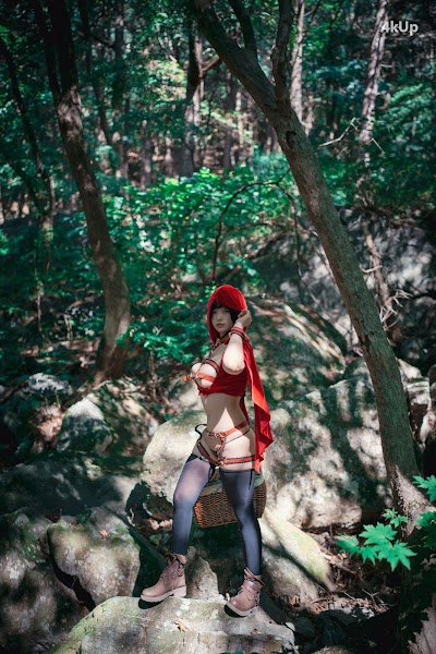 DJAWA Photo – Mimmi (밈미) Naughty Red Hiring Hood