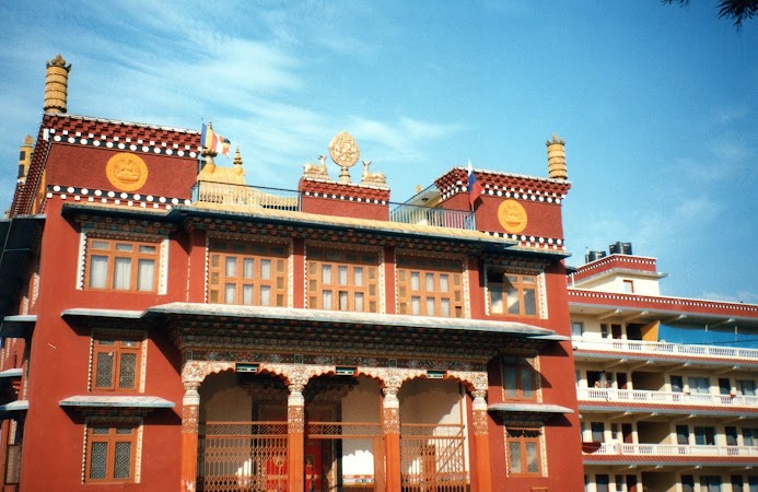 Obiective turistice Nepal: templu tibetan.jpg