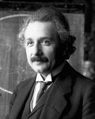 famosos - 10 - Einstein1921_by_F_Schmutzer_4