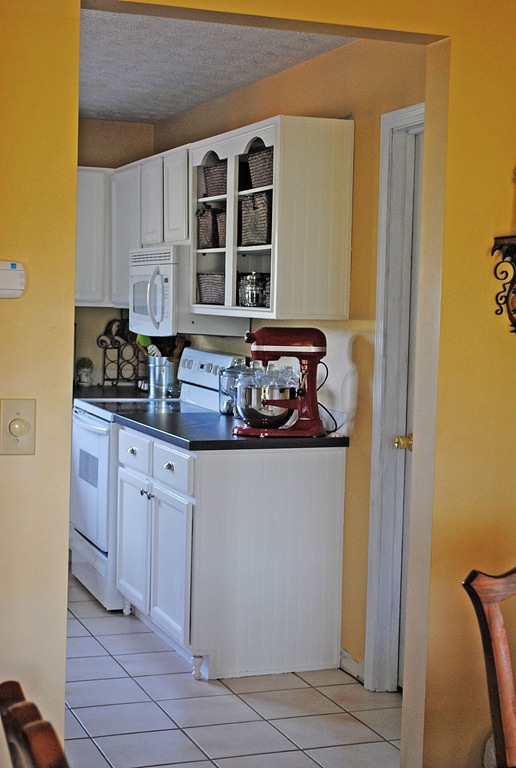 [dining-room-kitchen-view%255B4%255D.jpg]