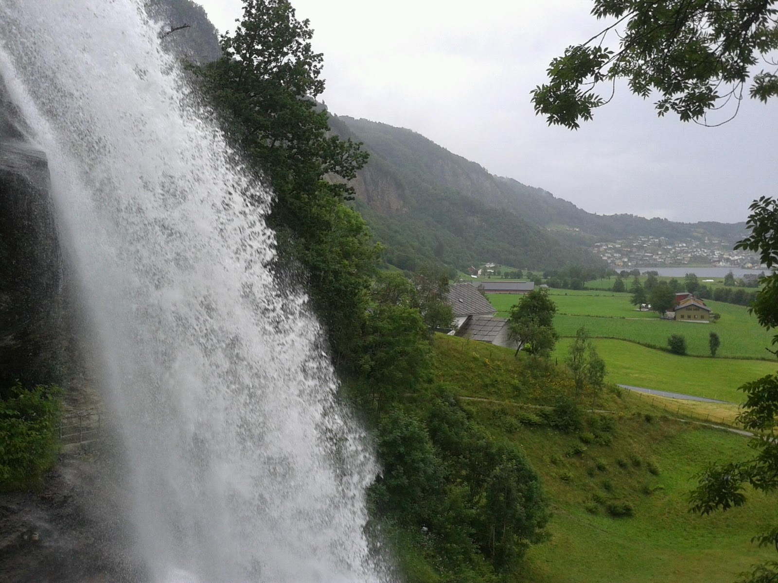 La Nieve En busca de la