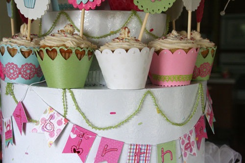 [cakes-and-cupcakes%255B3%255D.jpg]