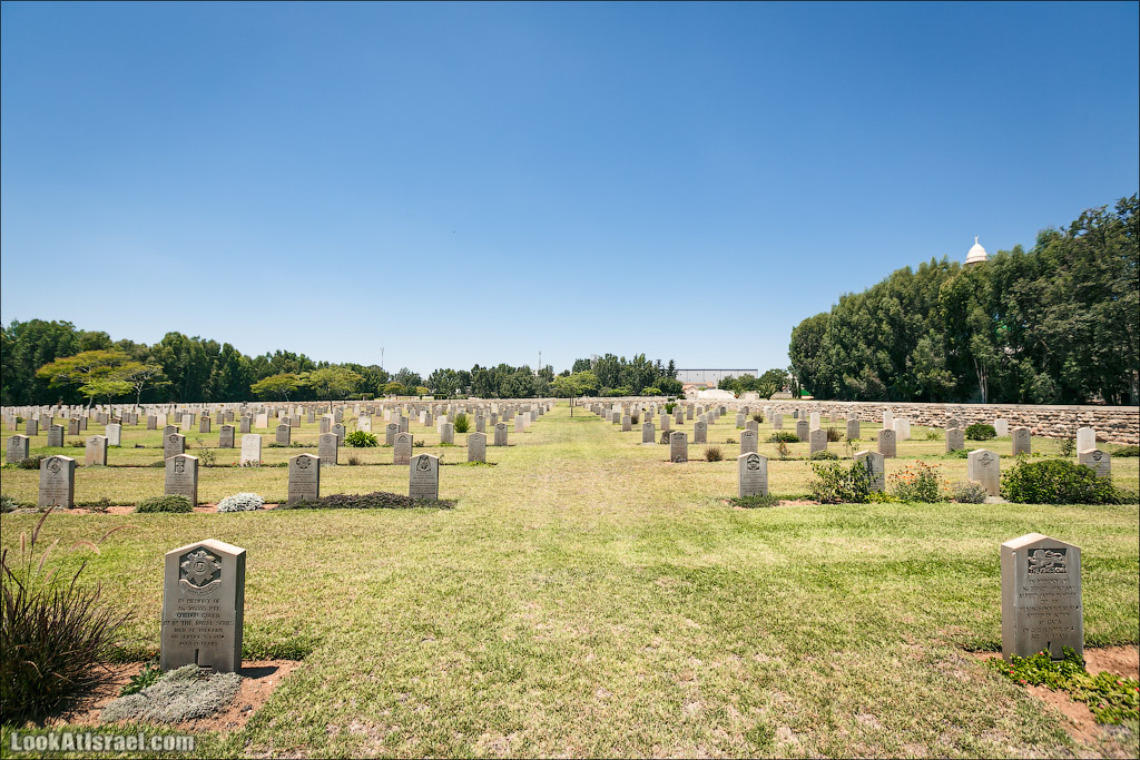 LookAtIsrael.com - Британское кладбище и могила Гарри Поттера в Рамле, Израиль | British cemetry and Harry Potter burial at Ramle, Israel
