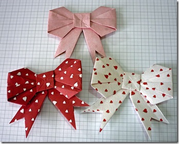 3 bows 3 bows