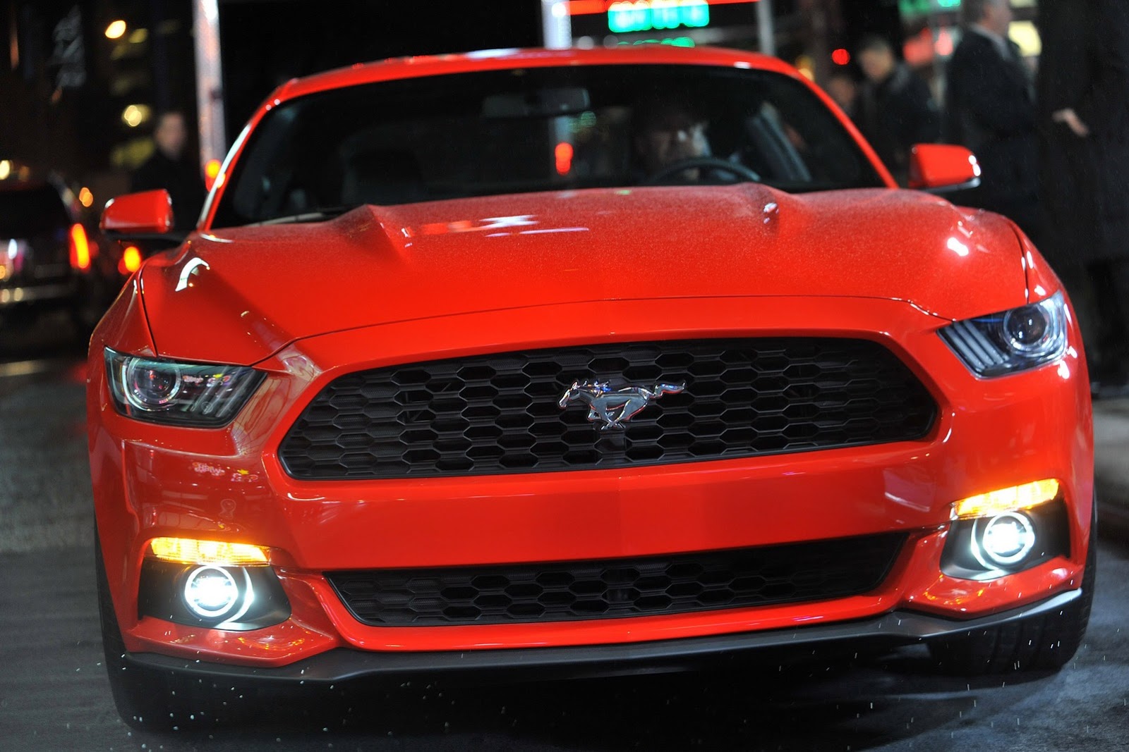 [2015-Ford-Mustang-Live-139%255B2%255D.jpg]