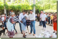 12-10-2013 entrega de apoyos en acaquila, tecoacuilco y san francisco ozomatlan 3