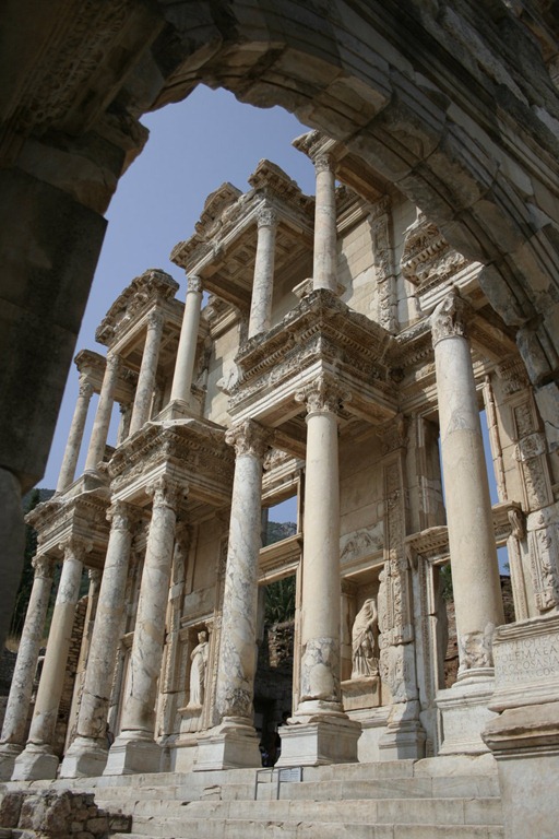 [Efes_Celsus_Library____by_beyzakurt3.jpg]