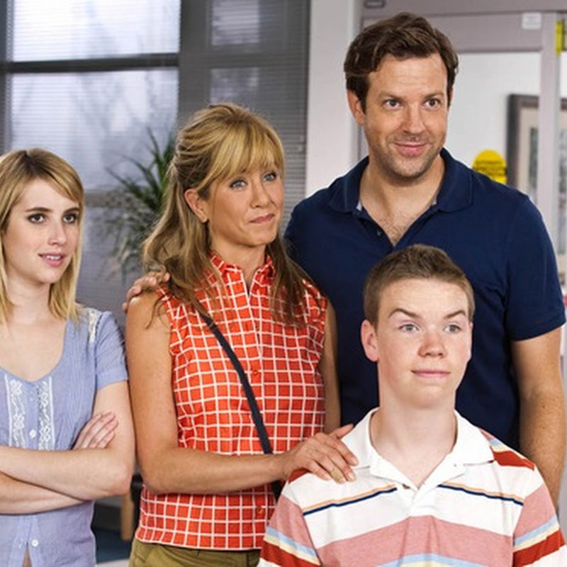 Crew of Misfits Pretends to Be a Family in "We're the Millers"