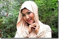 Hijab Fatin Sidqia Lubis