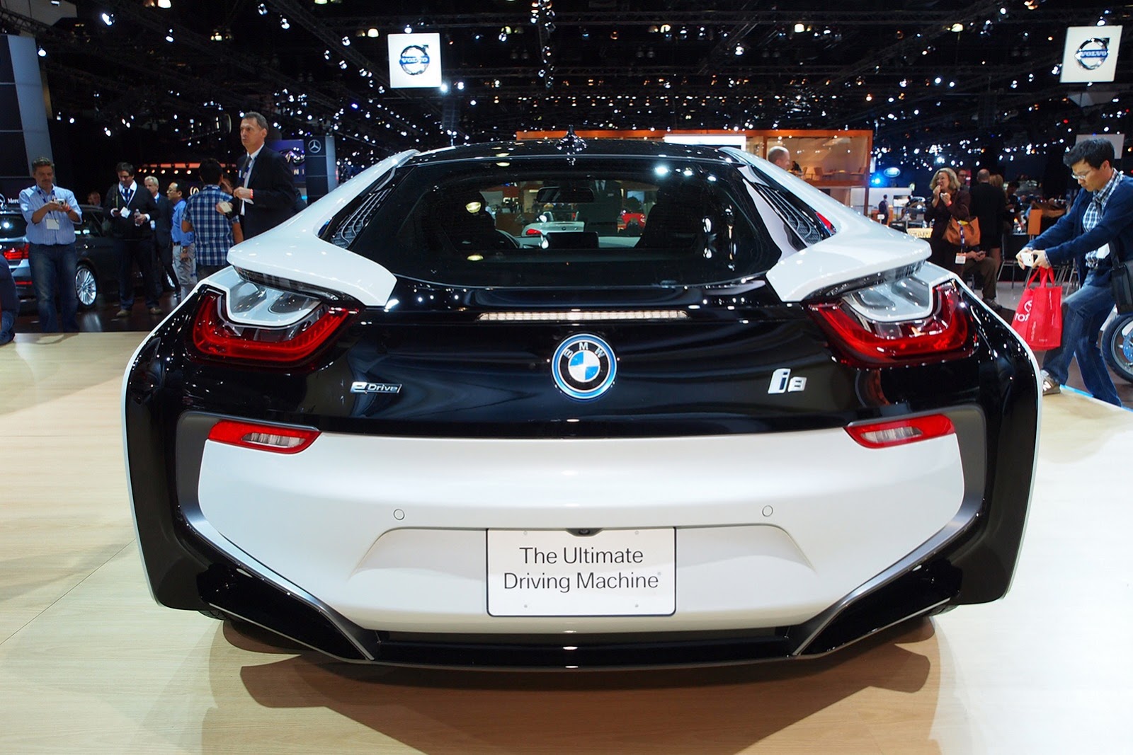 [BMW-i8-2013-LA-Auto-Show-8%255B2%255D.jpg]