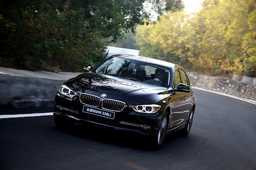 2013-BMW-3-Series-01.jpg