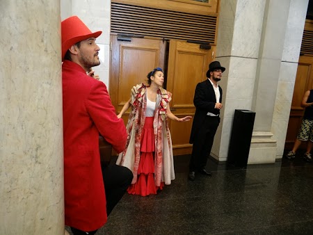 09. Show la teatrul Solis.JPG