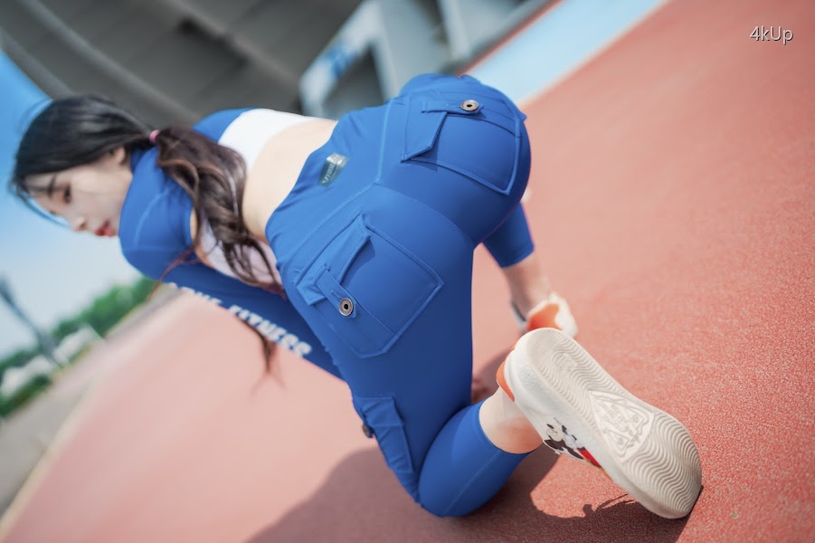 DJAWA Photo – Zzyuri (쮸리) Loose and Tight Refreshing Blue