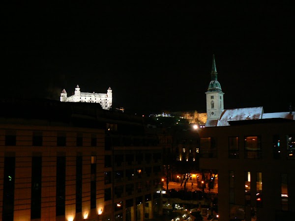 4. catedrala si castelul vazute din hotel Devin Bratislava