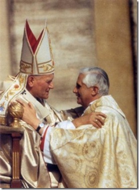 Giovanni_Paolo_II_e_Ratzinger