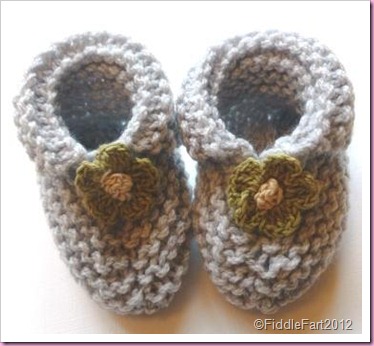 Bernat baby booties knit pattern best sale