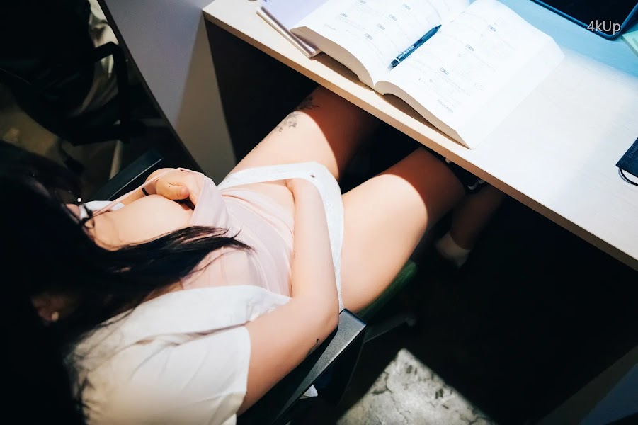 [Loozy] Sonson (손손) Reading Room + S.ver