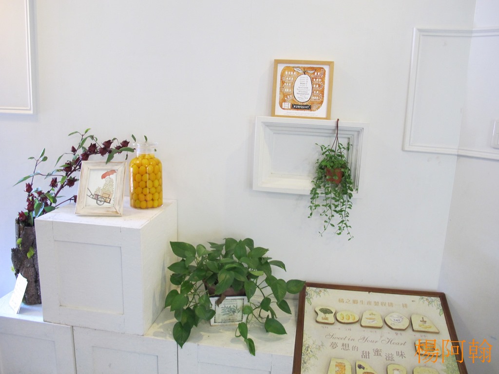 [1020%2520081%2520-%2520XK%2509%255B5%255D.jpg]