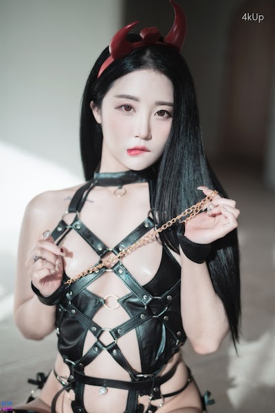 [BLUECAKE] Bomi (보미) Secret Halloween Daylight