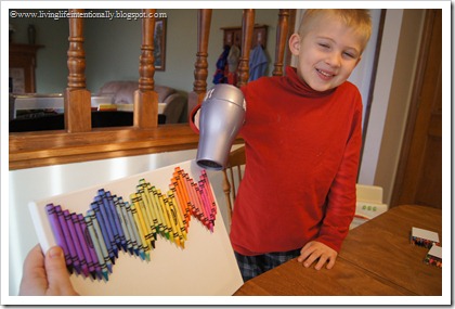 use a blow dryer to melt crayons so they drip 